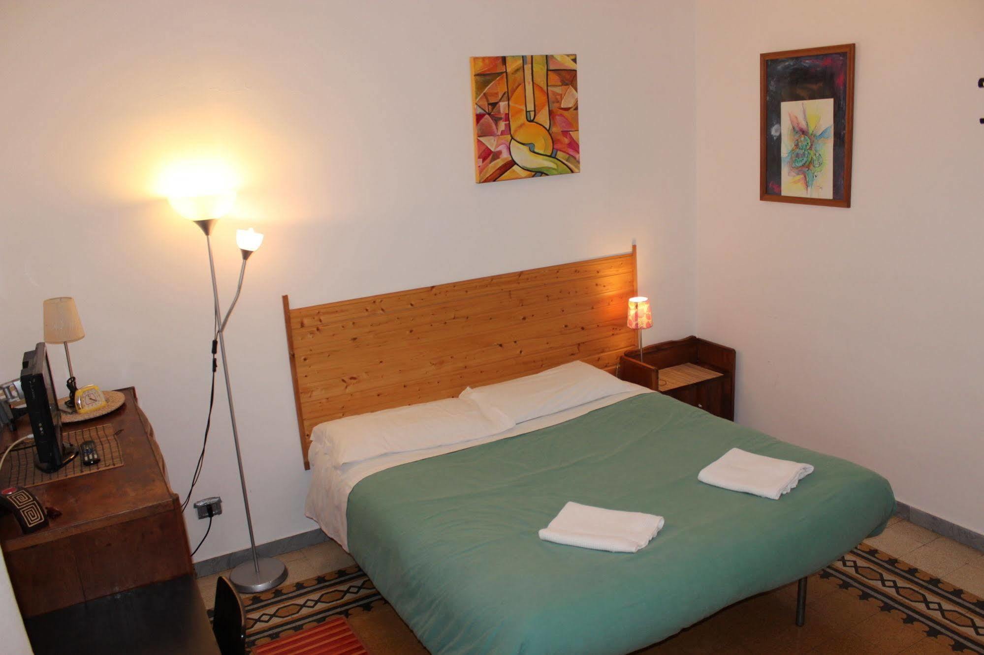 Galilei Guest House Rome Bagian luar foto