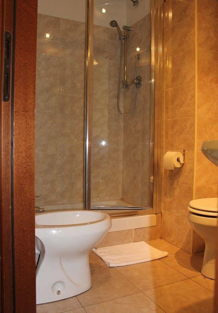 Galilei Guest House Rome Bagian luar foto